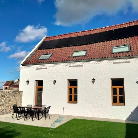Holiday home Les Campanes - Wellness 8 Pers Avec Piscine Interieure & Sauna - Proche Mons Vellereille-le-Sec