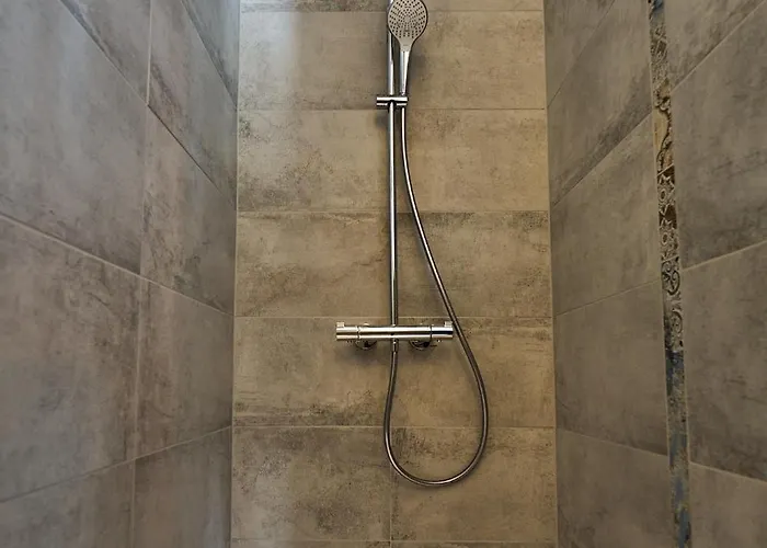 Les Campanes - Wellness 8 Pers Avec Piscine Intérieure&sauna - Proche Mons Hébergement de vacances *