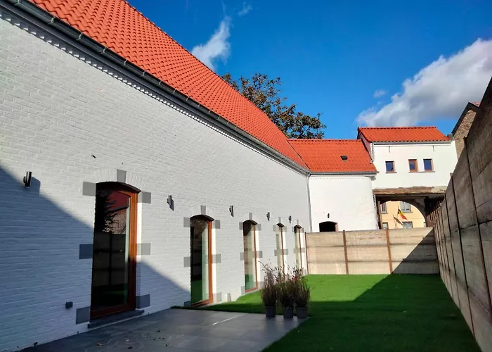 Hébergement de vacances Les Campanes - Wellness 8 Pers Avec Piscine Intérieure&sauna - Proche Mons *